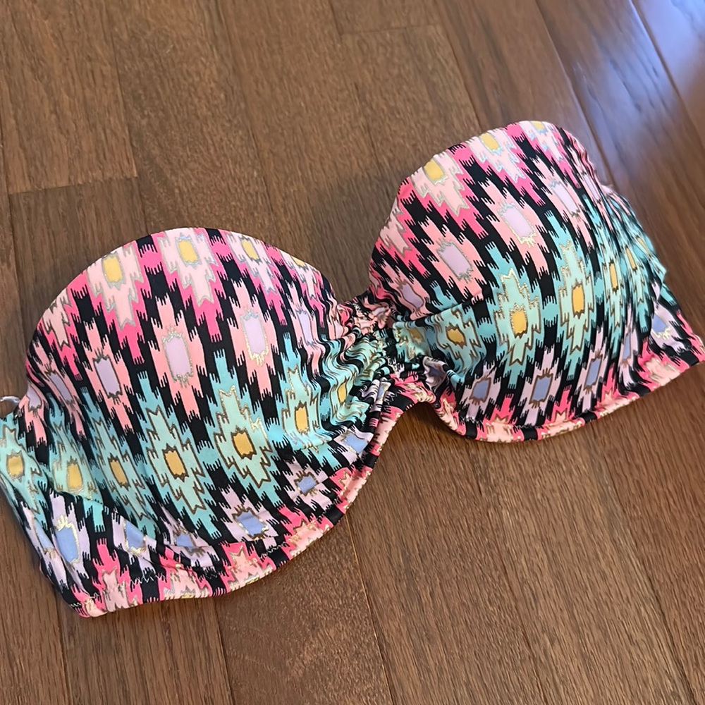Bright push up bikini top